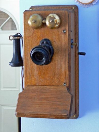 The Cranker Phone.JPG